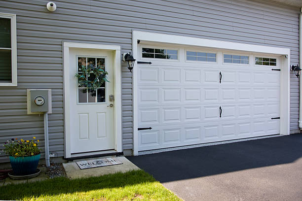 24/7 Emergency Garage Door Panel Replacement experts in Sprague, WV
